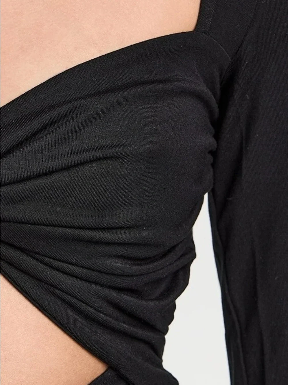 REFORMATION Aero Knit Top in Black. Women’s Medium